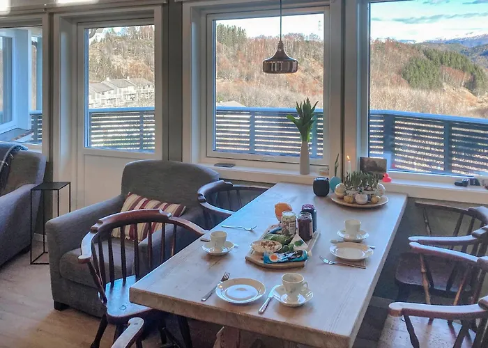 Lovely In Flaktveit With Wifi Semesterbostad Blinde