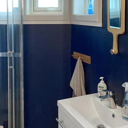 Lovely In Flaktveit With Wifi Blinde