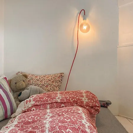 Lovely In Flaktveit With Wifi *